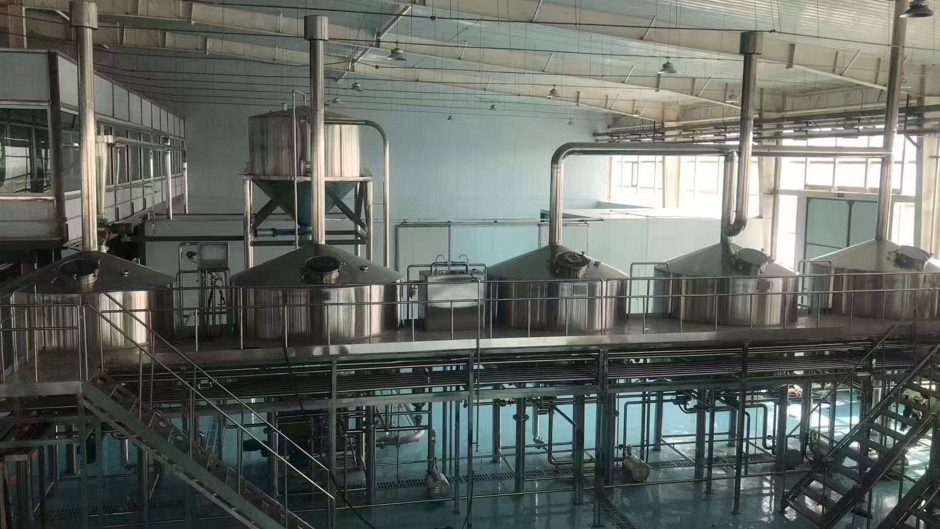 临县精酿啤酒设备厂—精酿啤酒设备主要生产工艺与核心技术